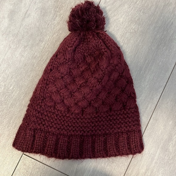 OSFM Winter Hat Pom Pom Burgundy - Picture 3 of 5